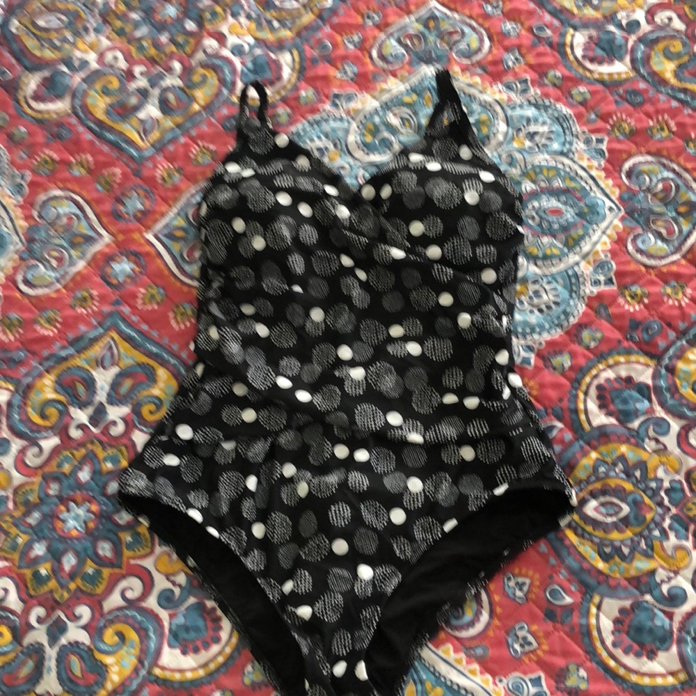 Profile By Gottex One Piece Suit Dotted